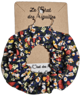creole-45-tissu-coton-fleur-rouge-orange-jaune-canard-petrole Boucles d'oreille textiles assorties aux bracelets, accessoires cheveux et lacets en tissu.