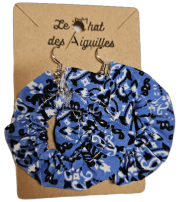 creole-tissu-viscose-bandana-bleu-noir-blanc Boucles d'oreille textiles assorties aux bracelets, accessoires cheveux et lacets en tissu.