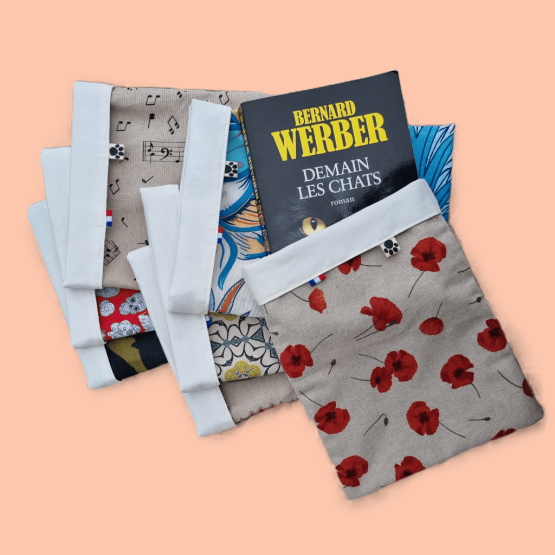 pochette-livre-en-tissu-fabrique-en-occitanie-fait-main